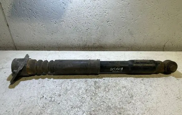 Skoda Octavia Mk2 (1Z) Rear shock absorber/damper