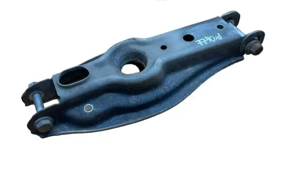 BMW X1 E84 Rear control arm 33326764293 33326792066 6792066