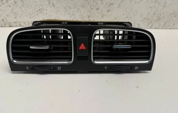 Volkswagen Golf VI Dash center air vent grill