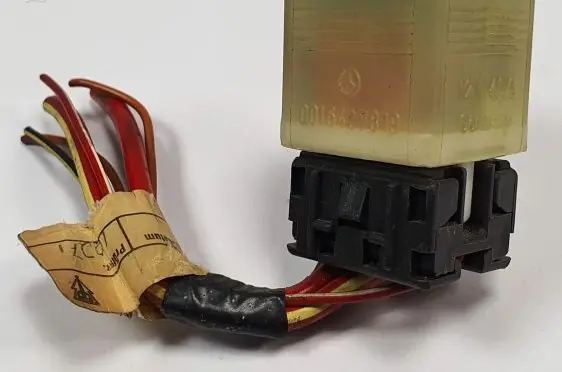 Mercedes-Benz E W124 Other relay 0015427819