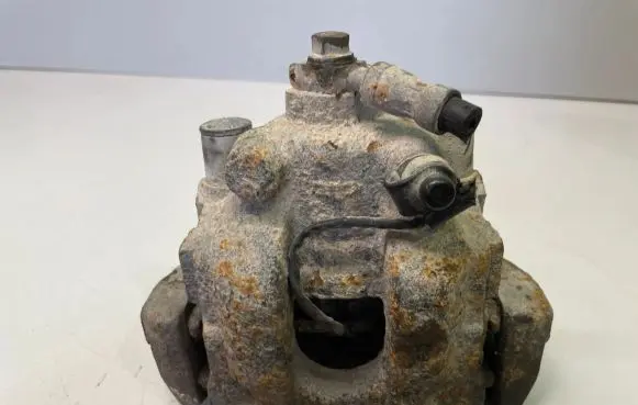 BMW X5 E53 Rear brake caliper