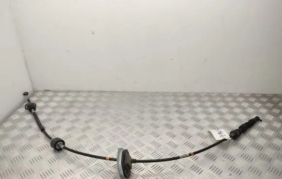 KIA Sorento Gear shift cable linkage 