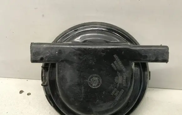 Audi 100 S4 C4 Headlight/headlamp dust cover 44111080