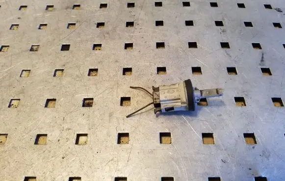 Volkswagen Touareg I Interior temperature sensor 1K0907543A