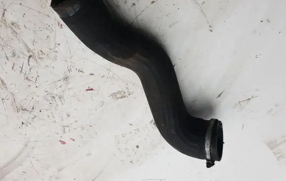 Volvo XC90 Intercooler hose/pipe