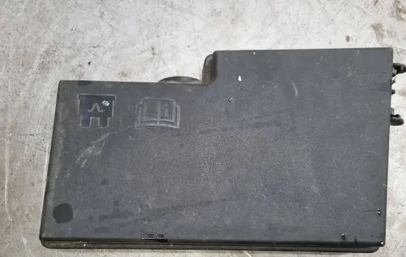Ford C-MAX I Fuse box cover 3M5T14A076AB
