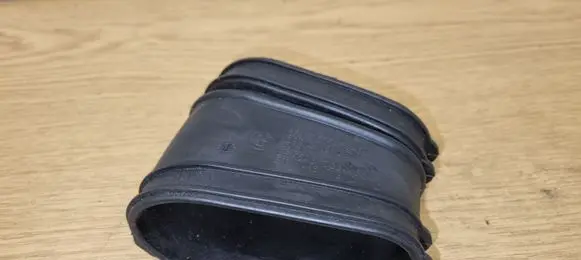 BMW X6 E71 Air intake duct part 7577475