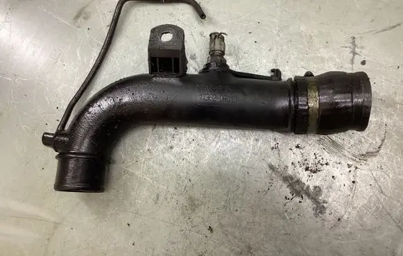 Toyota Avensis T250 Intercooler hose/pipe 173620R010