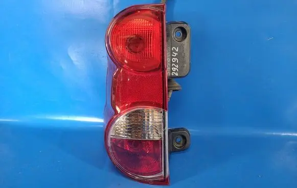 Nissan NV200 Boot/trunk interior light 26555BJ00A