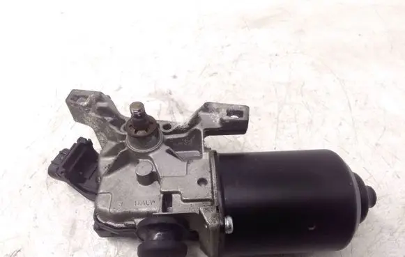 Toyota Avensis T250 Wiper motor 8511005060