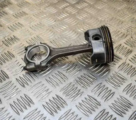 Piston