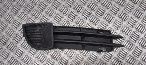 Audi A3 S3 8P Front bumper lower grill 8P4807682A