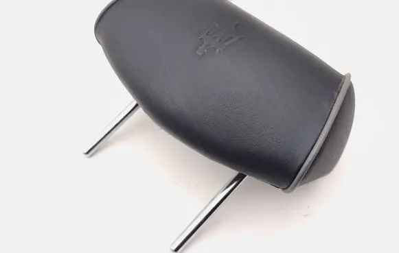 Maserati Quattroporte Rear seat headrest 