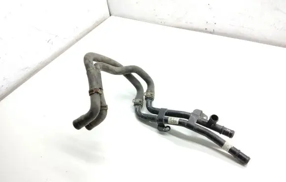 Porsche Cayenne (92A) Engine coolant pipe/hose 7P0121070AC AP23001302 20110421