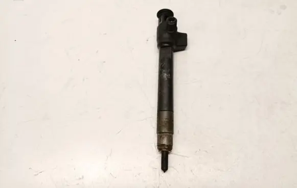 Peugeot 5008 II Fuel injector 9674984080 1610280080 2407504