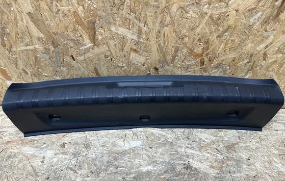 Peugeot 308 Trunk/boot sill cover protection 9677638077