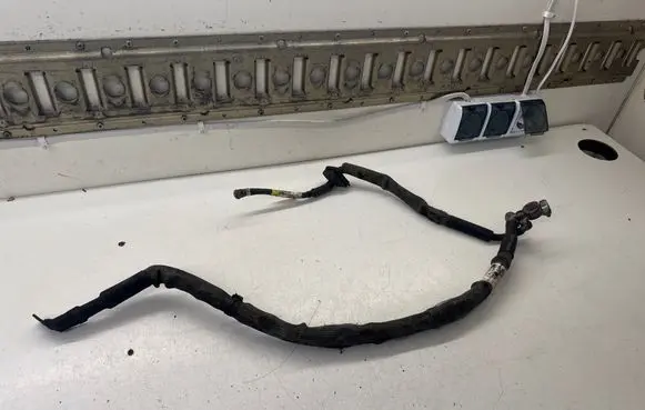 Volkswagen Transporter - Caravelle T5 Positive cable (battery) 7H0971794C