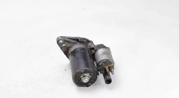 Volkswagen PASSAT B7 Starter motor 02Z911023E