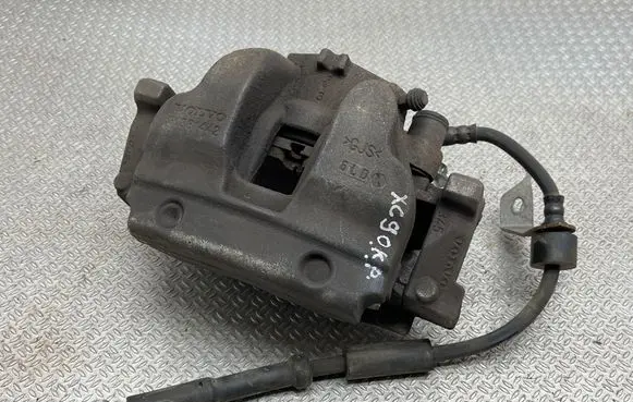 Volvo XC90 Front brake caliper 31381442