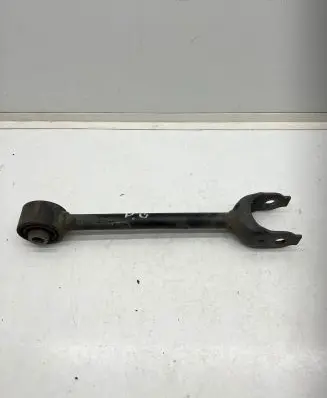Toyota RAV 4 (XA50) Rear control arm
