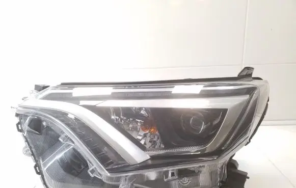 Toyota RAV 4 (XA30) Headlight/headlamp STANLEYW3049