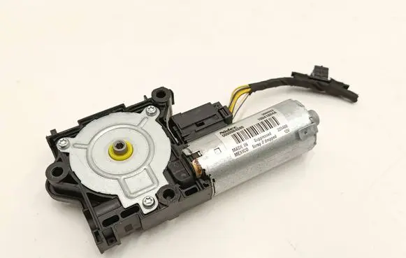 BMW X3 G01 Sunroof motor/actuator 10041604A 3660923 0000004590