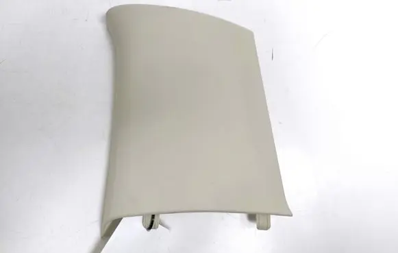 (D)pillar trim (top)
