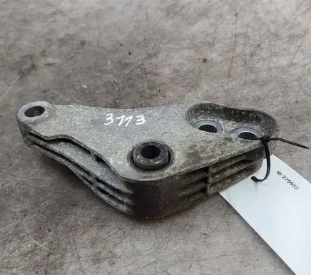 Peugeot 2008 II Gearbox mount 9826468580