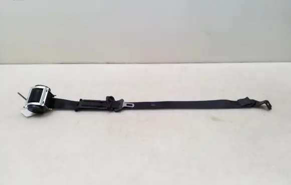 Opel Zafira B Front seatbelt 13178666