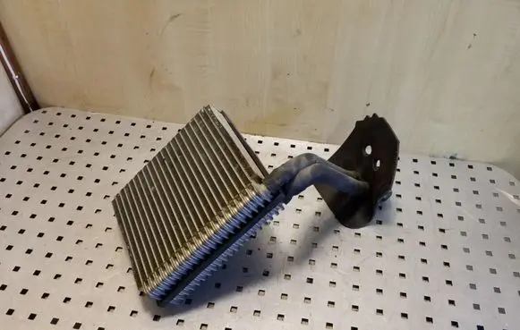 Air conditioning (A/C) radiator (interior)