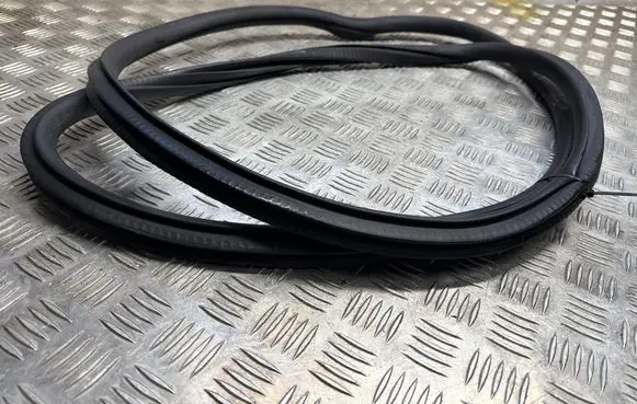 Mercedes-Benz B W247 Rubber seal rear door A2476920400