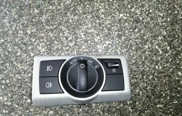 Opel Antara Light switch 20988694