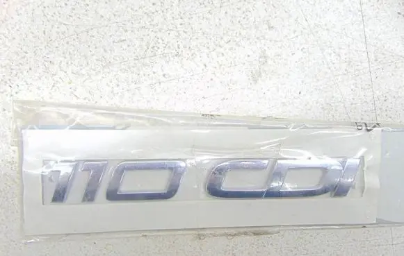 Mercedes-Benz V Class W447 Manufacturer badge logo/emblem A4479064301