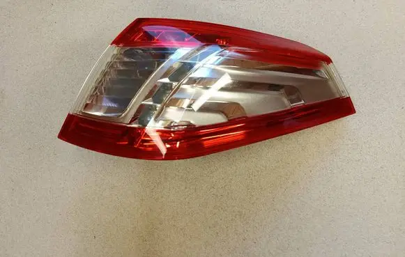 Peugeot 508 Rear/tail lights 9686779680