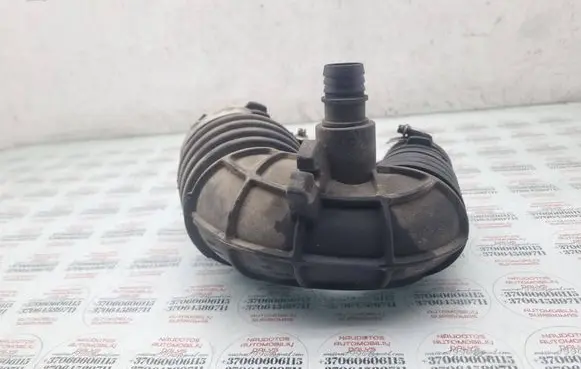 Audi A6 S6 C6 4F Air intake hose/pipe 4F0129615E