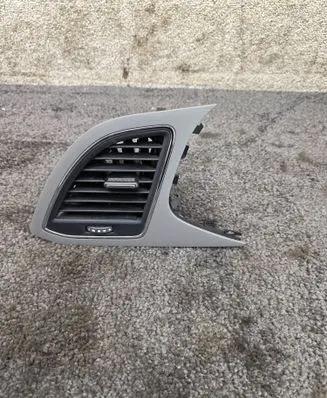 Seat Leon (5F) Dashboard side air vent grill/cover trim 5F1820901