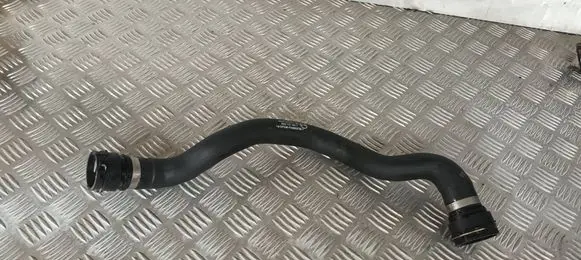 Audi Q5 SQ5 Engine coolant pipe/hose 8R0121101T