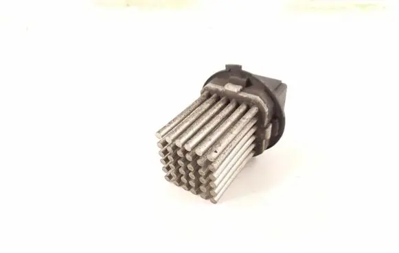 Mercedes-Benz E W212 Heater blower fan relay 2048707710 A2048707710