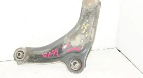 Renault Laguna II Front lower control arm/wishbone 545002029R