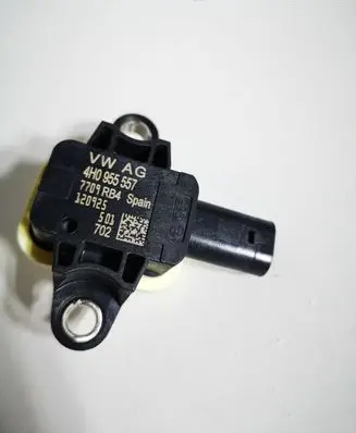 Audi A6 S6 C7 4G Airbag deployment crash/impact sensor 4H0955557