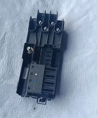Mercedes-Benz E W211 Fuse box set 2115452301