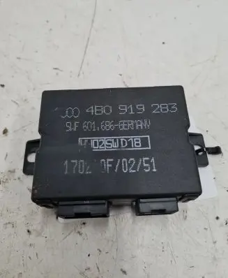 Audi A4 S4 B5 8D Parking PDC control unit/module 4B0919283