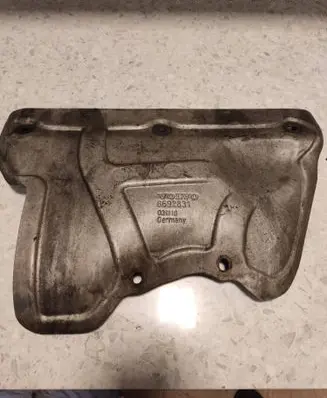 Volvo S80 Exhaust heat shield AUUJ00 01M00 1887698
