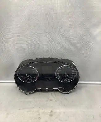 Volkswagen Sharan Speedometer (instrument cluster) 7N0920870E