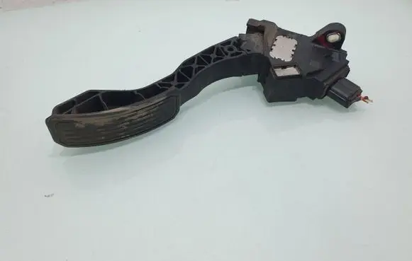Toyota Auris 150 Accelerator throttle pedal 7811002010