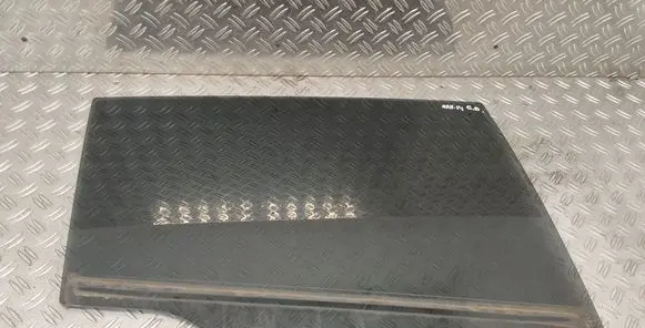 Toyota RAV 4 (XA40) Rear door window glass 