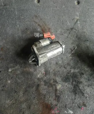 Nissan Qashqai Starter motor 233007224R