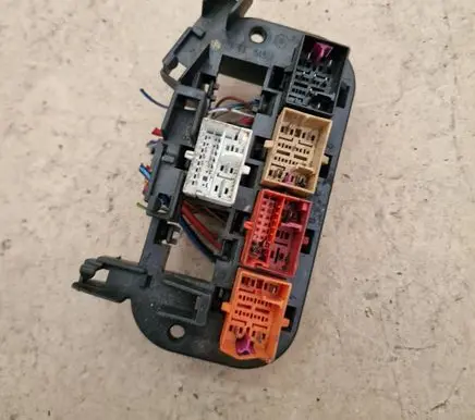 Audi A4 S4 B7 8E 8H Fuse box set 8D2937545E