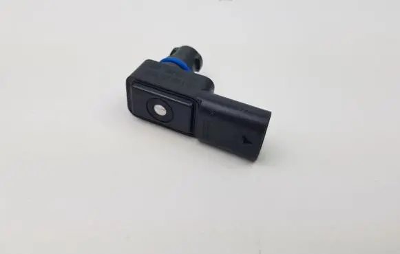 Mercedes-Benz C W205 Fuel pressure regulator A0009055002