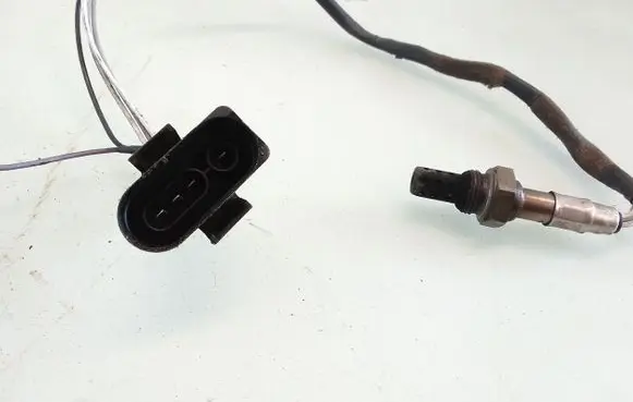 Audi A8 S8 D2 4D Lambda probe sensor T721P
